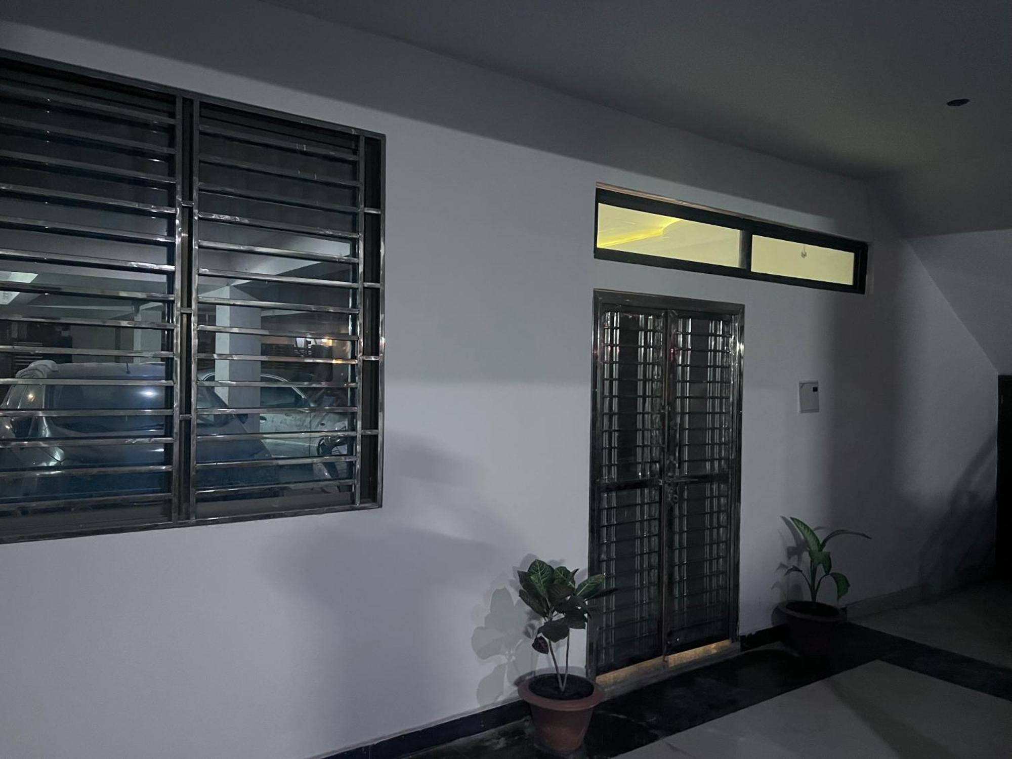 J K Apartment Allāhābād Junction エクステリア 写真
